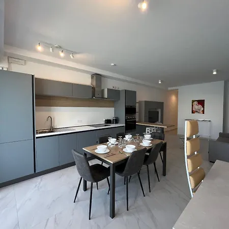 Marina Bay Apartment Marsaskala Exterior photo