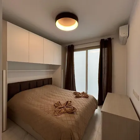 Marina Bay Apartment Marsaskala Exterior photo