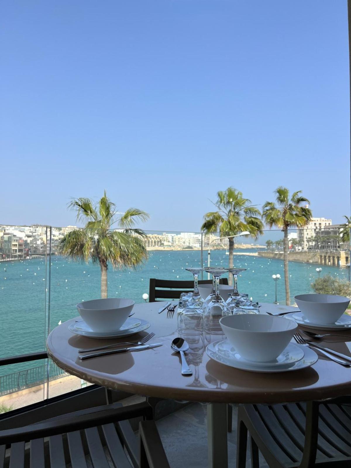 Marina Bay Apartament